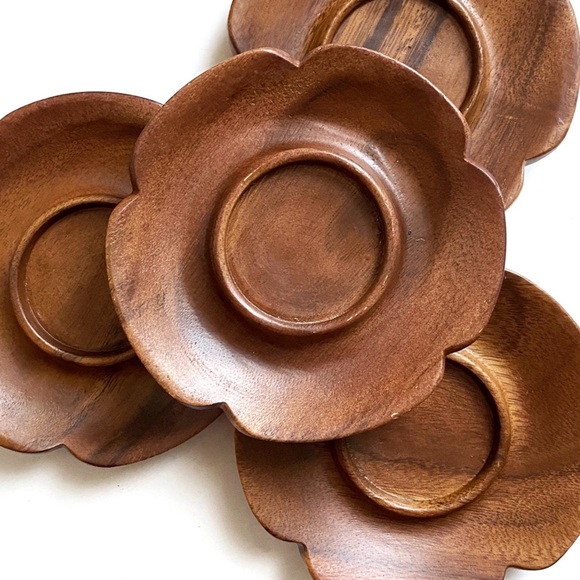 Other - 4 Flower Shaped Wood Dish/Tray/Candle Holder
